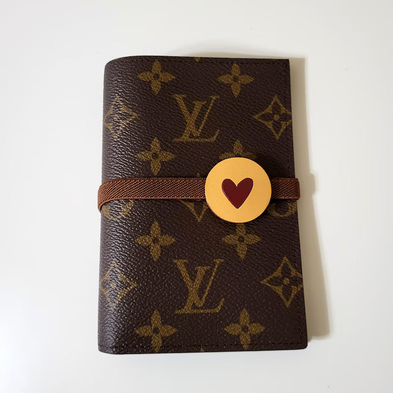 Handmade Heart Charm Leather Planner Band | Elastic Journal Strap for Planner Notebooks | Planner Accessory Cute Stationery Gift